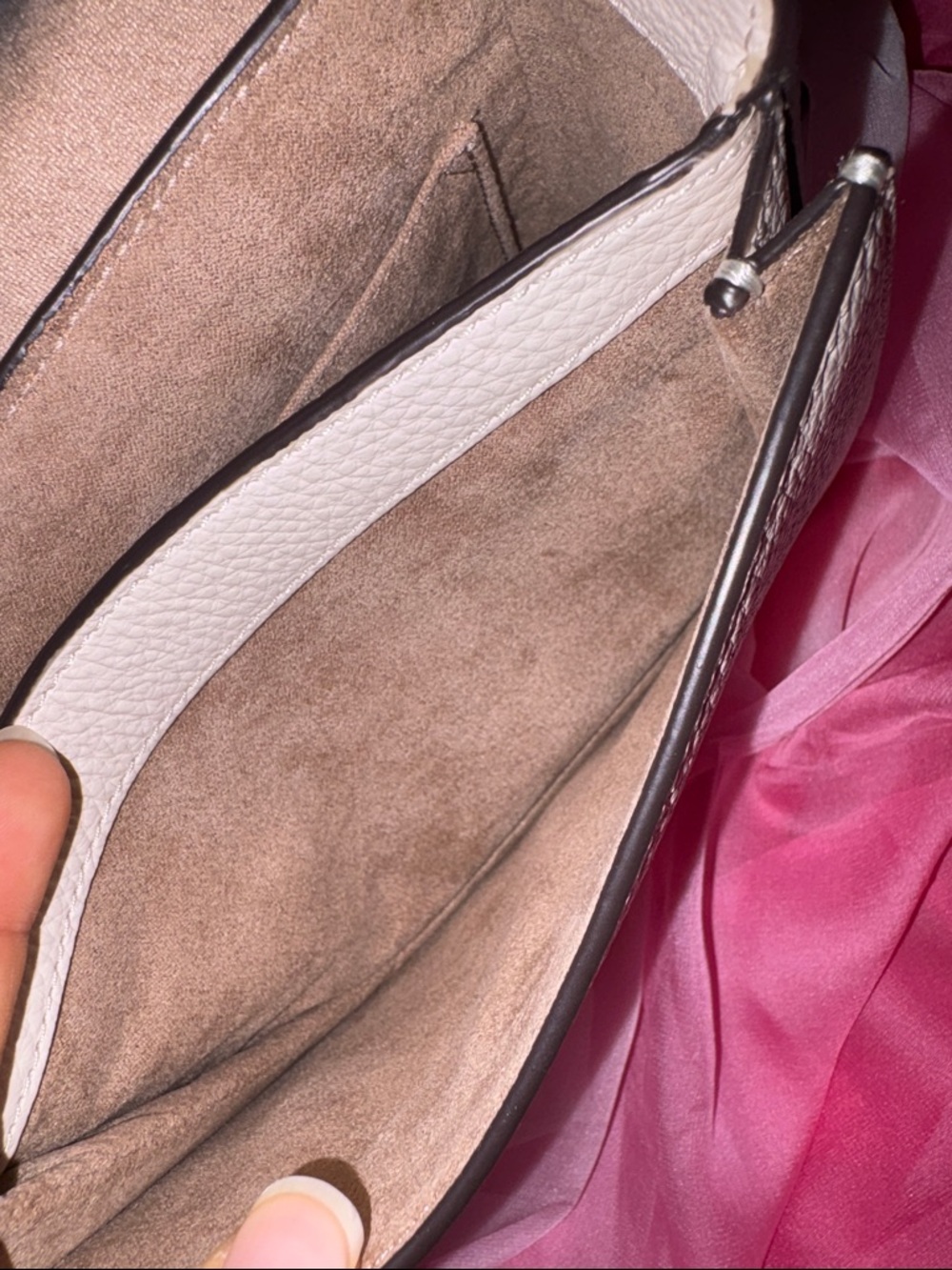 Coach Kleo Cream Pebbled Leather Purse Gold Hardware *FREE COACH ITEM INCLUDED* - Picture 2 of 16